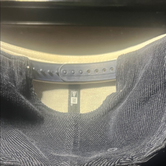 New Era Boston Red Sox Red and Black Cap - Picture 2 of 3